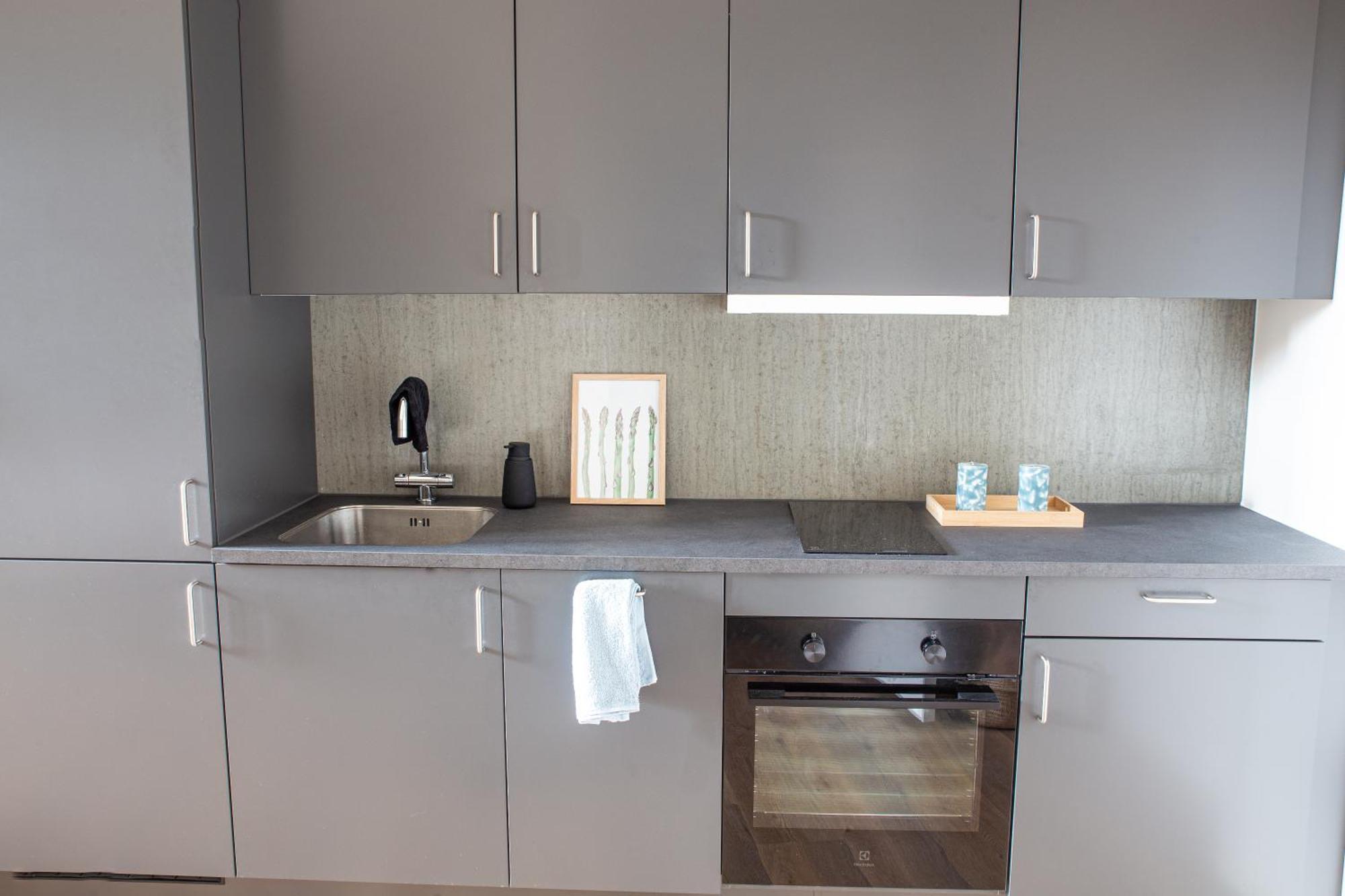 Apartment Living *